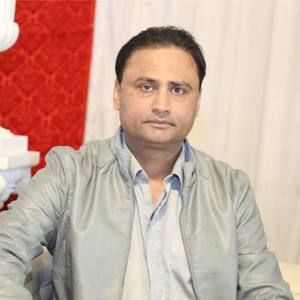 Meet your Posher, Syed azmat